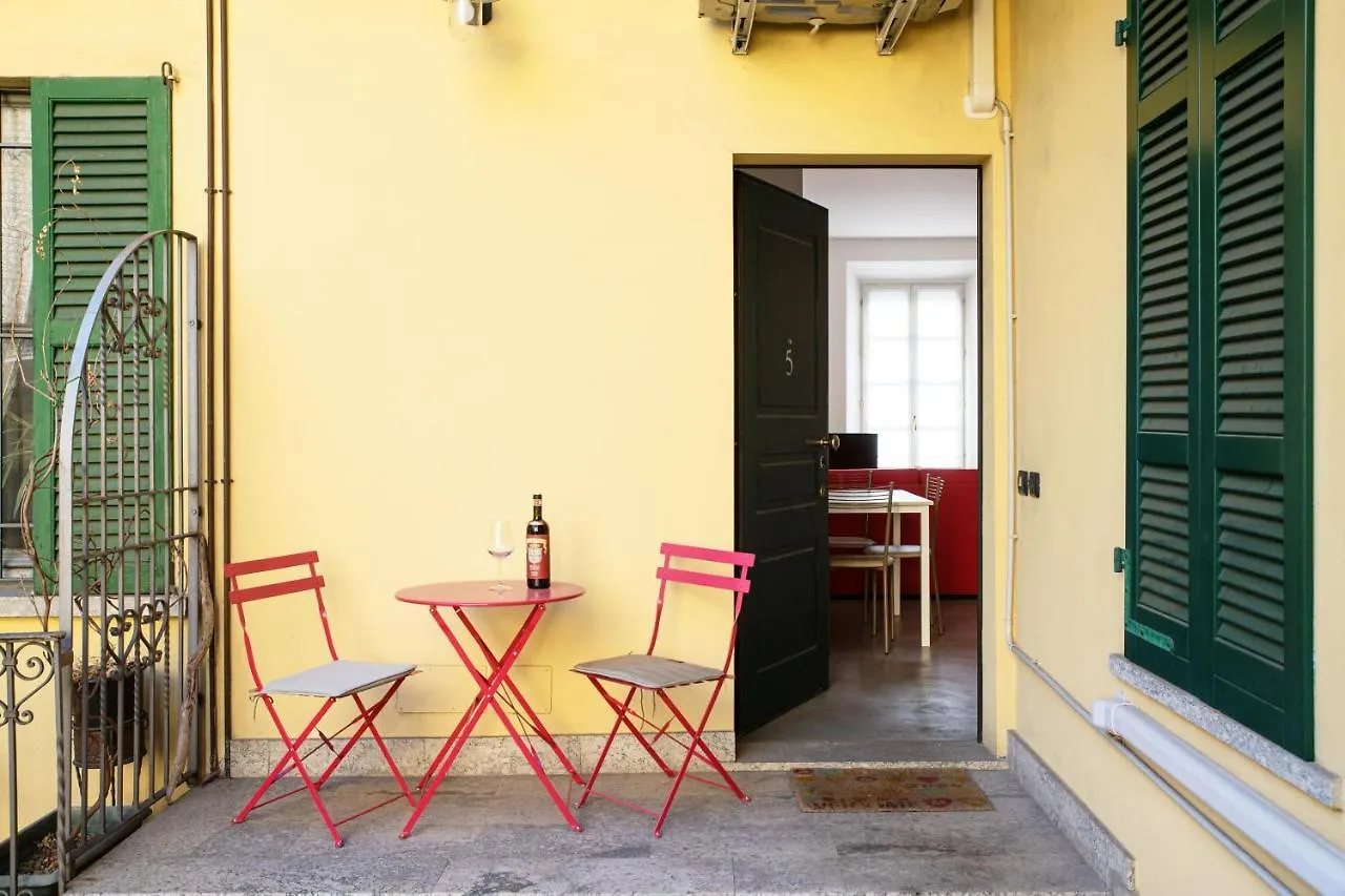 Blue Loft - The House Of Travelers Appartamento Côme