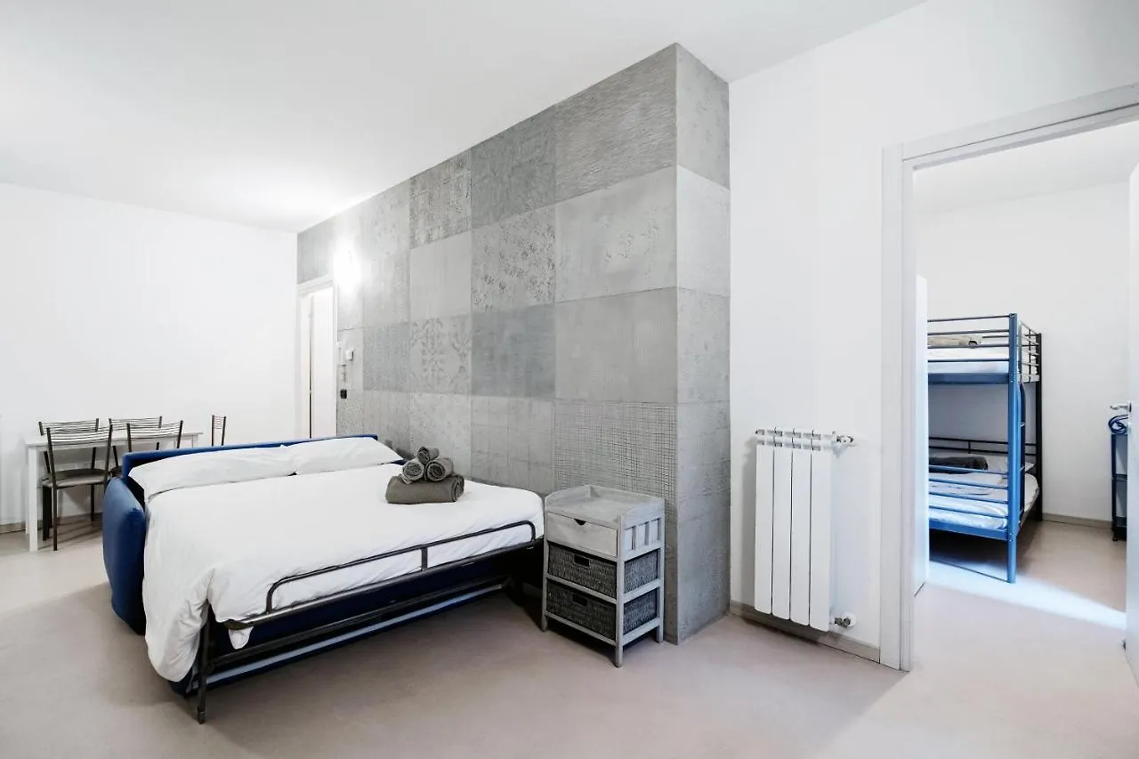 Blue Loft - The House Of Travelers Appartamento Côme