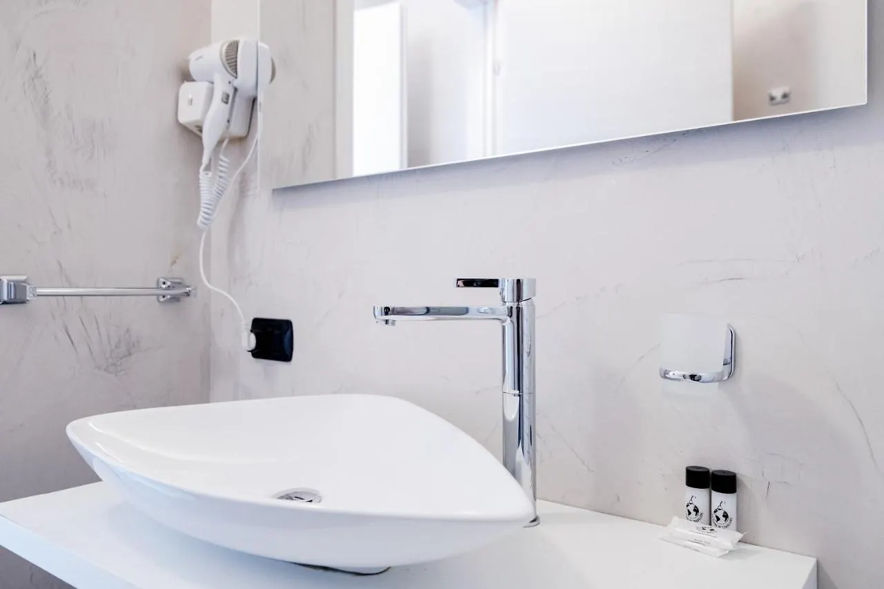Blue Loft - The House Of Travelers Appartamento Côme Italia