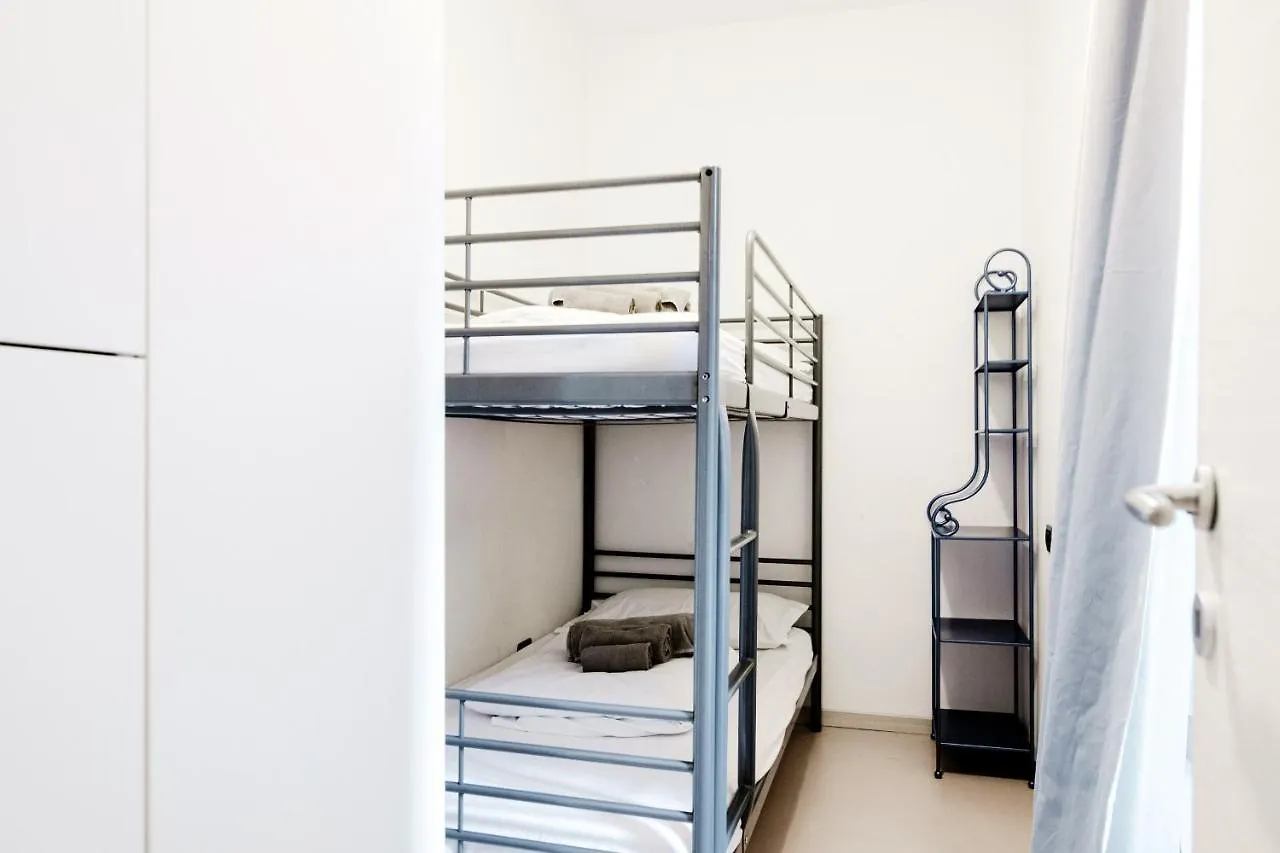 Blue Loft - The House Of Travelers Daire Como